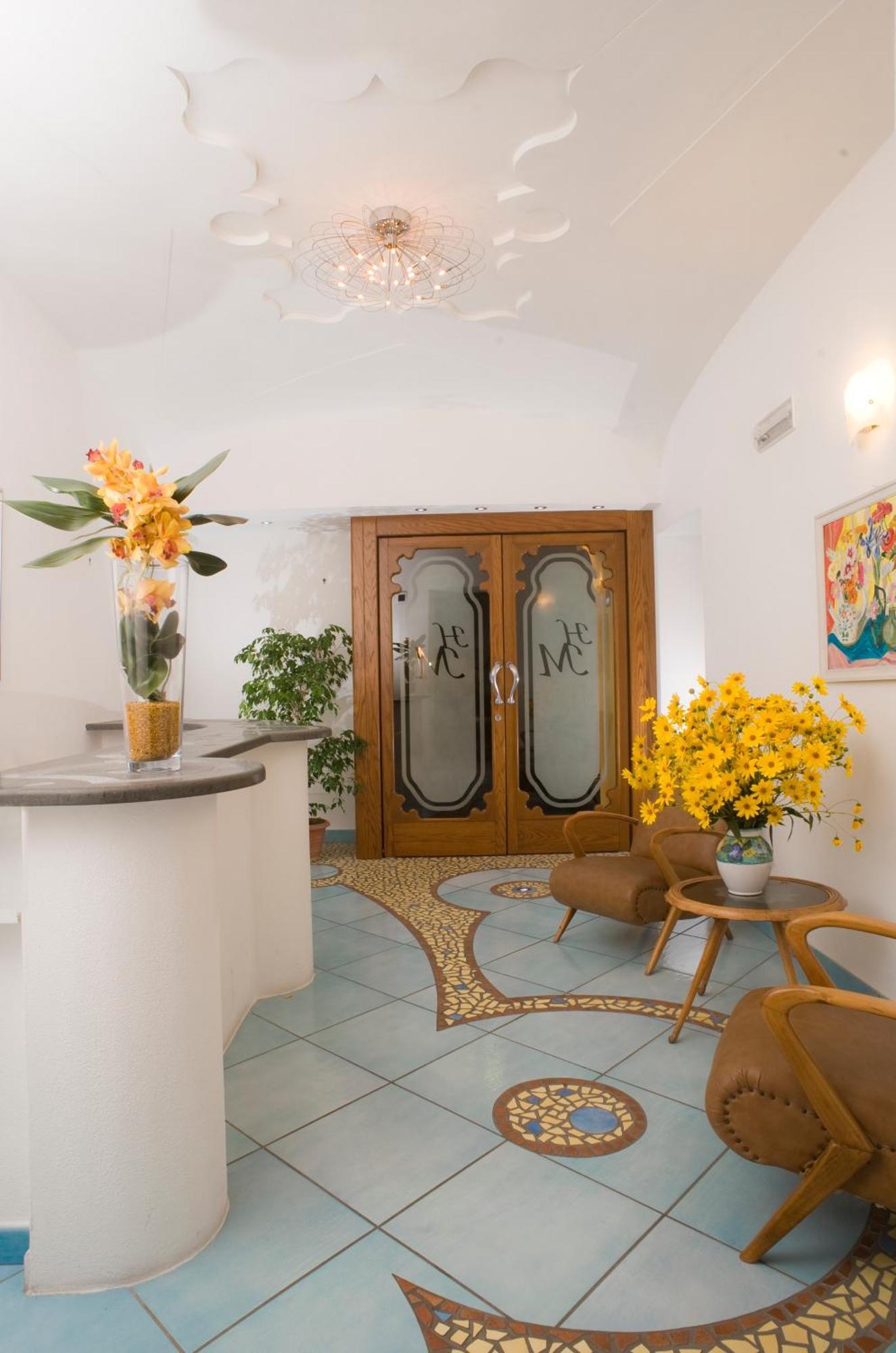 Hotel & Residence Matarese Казамиччола-Терме Экстерьер фото